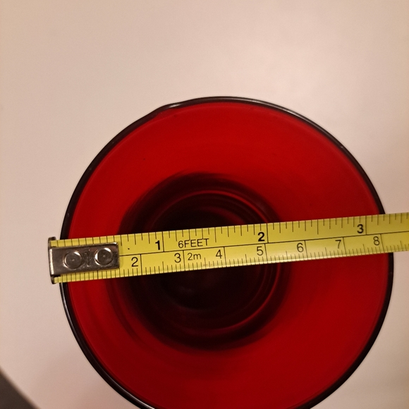 ANCHOR HOCKING Ruby Red Glass Vase. Made in U.S.A. - Picture 7 of 7